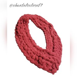 🏷2 For $20!!🏷Handmade Knitted Plush Scarf - Red Color - Soft & Comfortable